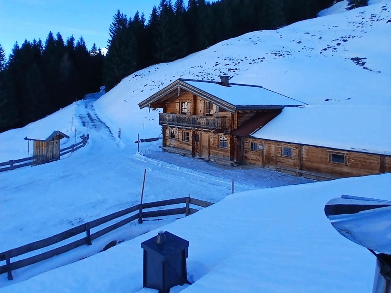 Huberalm Medalalpe im Winter bei Saalbach-Hinterglemm